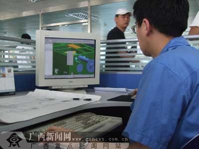 智能制造新篇章 網(wǎng)絡(luò)媒體龍江行走進(jìn)齊齊哈爾第一機(jī)床廠，探訪網(wǎng)絡(luò)技術(shù)賦能工業(yè)轉(zhuǎn)型升級(jí)